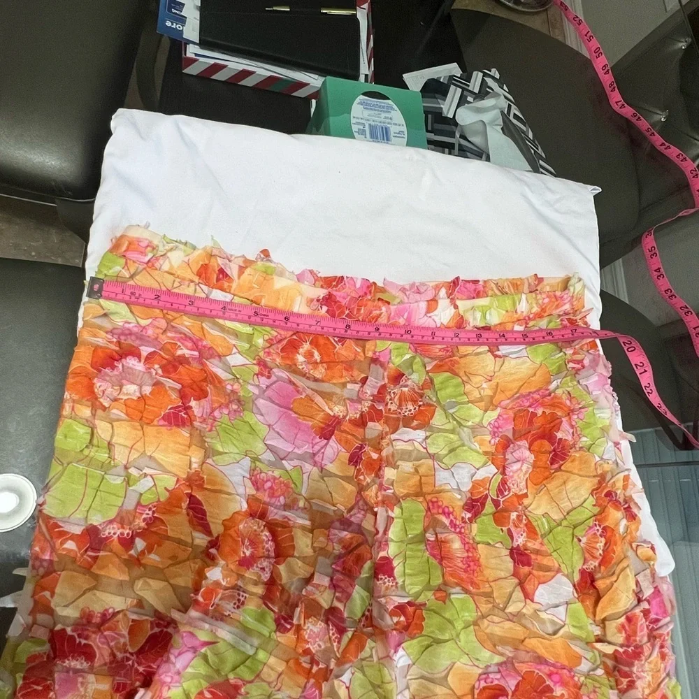 N/A vibrant floral